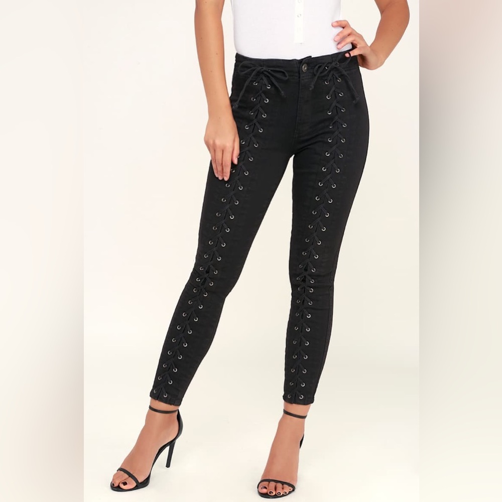 Pistola Women’s Lynn Washed Black Lace-Up High Rise Skinny Jeans, Size 25. - Picture 3 of 12